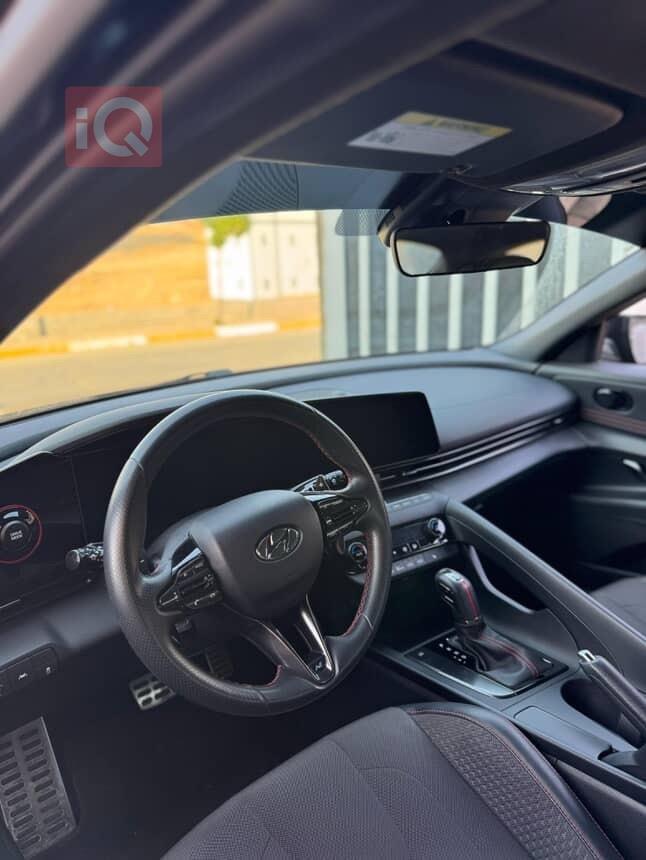 هیۆندای ئەلەنترا